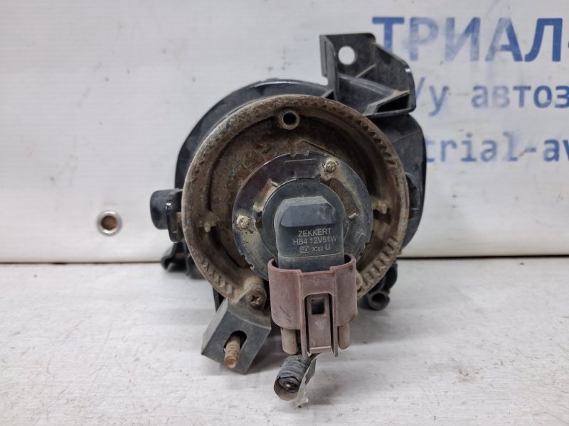 Фара противотуманная правая Avensis 2002-2010 T25 1.8 бензин 1ZZFE