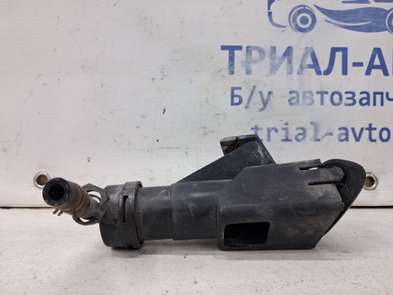 Омыватель фары левый Avensis 2002-2010 T25 1.8 бензин 1ZZFE