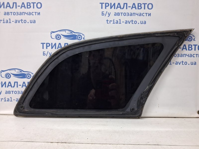 Стекло в кузов заднее левое Avensis 2002-2010 T25 1.8 бензин 1ZZFE