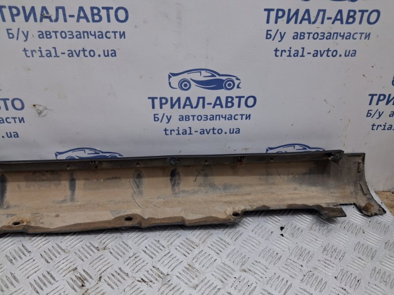 Накладка порога внешняя левая Avensis 2002-2010 T25 1.8 бензин 1ZZFE