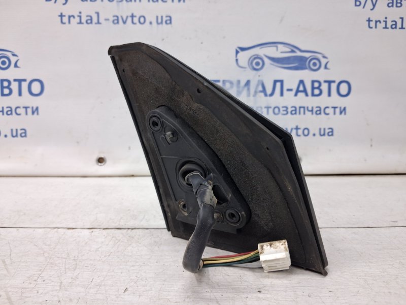 Зеркало левое Avensis 2002-2010 T25 1.8 бензин 1ZZFE