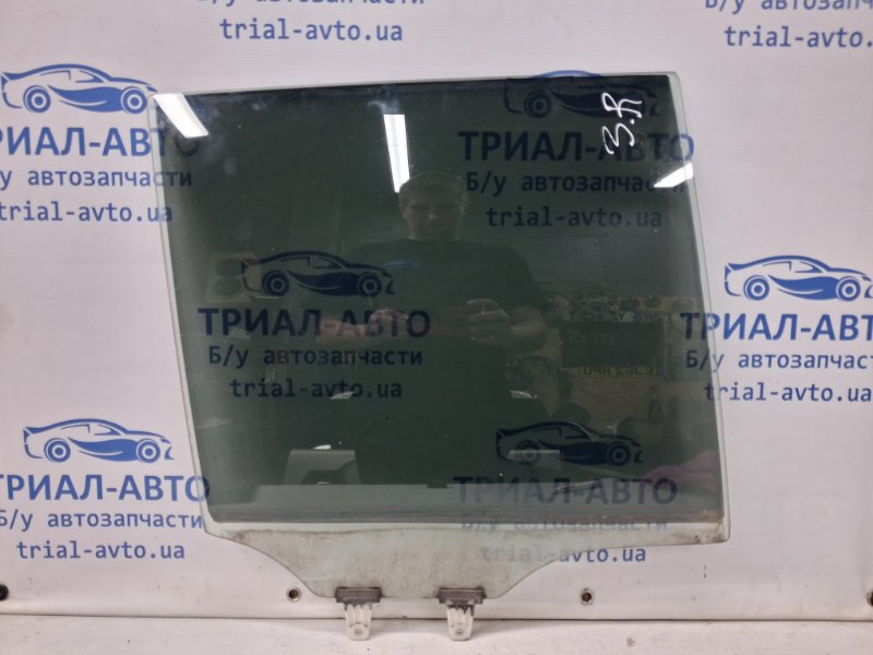 Стекло двери заднее правое Suzuki Grand Vitara 2005-2016 JT 2.0 Бензин J20A 8450365J00 Б/У