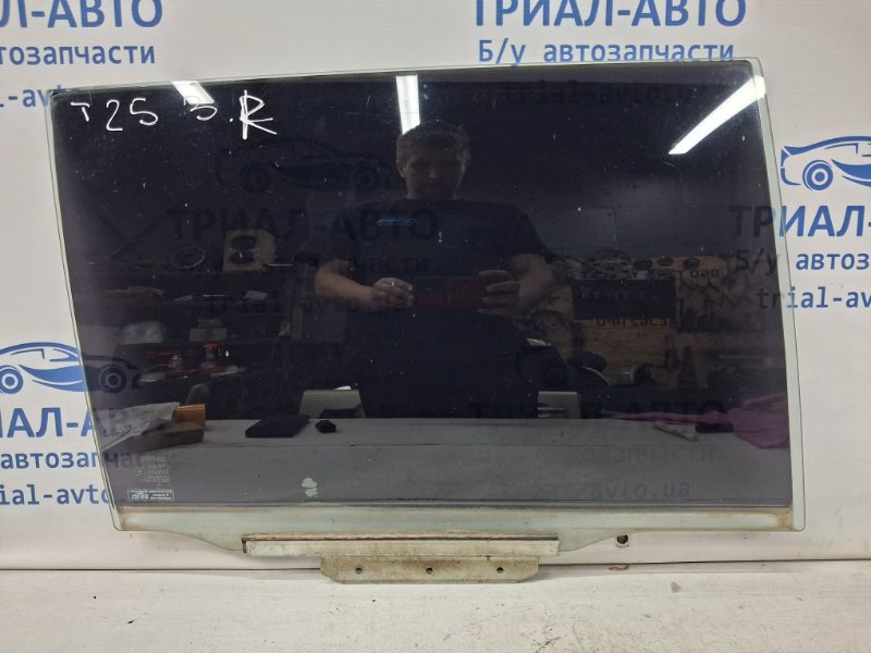 Стекло двери заднее правое Toyota Avensis 2002-2010 T25 1.8 бензин 1ZZFE 6810305120 Б/У