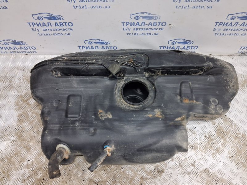 Бак топливный пластик Avensis 2002-2010 T25 1.8 бензин 1ZZFE
