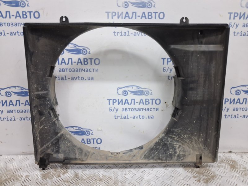 Диффузор Mitsubishi Pajero Wagon 1999-2006 3 3.2 Дизель 4M41 MR404894 Б/У