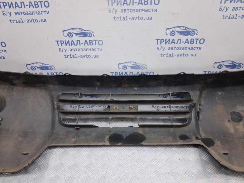 Бампер передний Pajero Wagon 1999-2006 3 3.2 Дизель 4M41