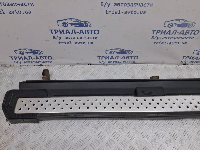 Подножка правая Pajero Wagon 1999-2006 3 3.2 Дизель 4M41