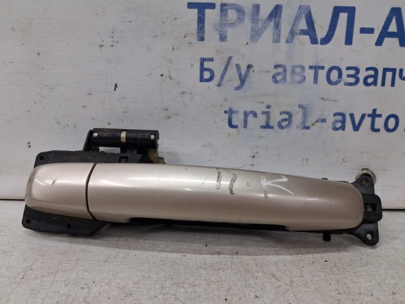 Ручка двери внешняя передняя правая Suzuki Grand Vitara 2005-2016 JT 2.0 Бензин J20A 8281163J00 Б/У