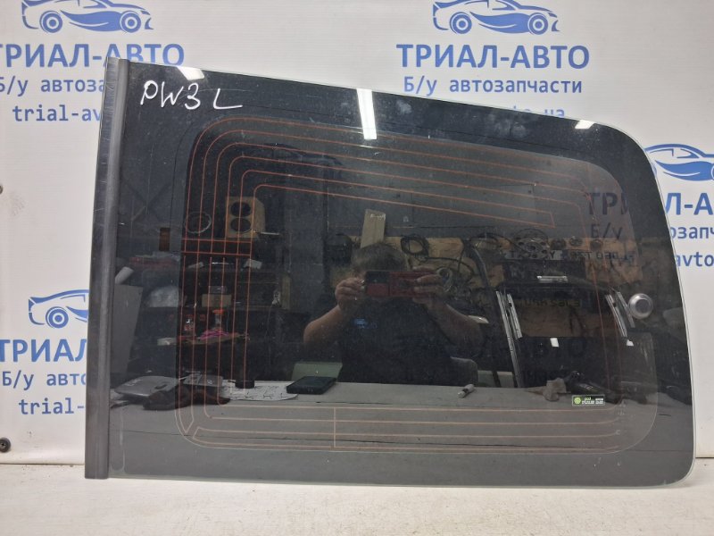 Стекло в кузов заднее левое Mitsubishi Pajero Wagon 1999-2006 3 3.2 Дизель 4M41 MR979309 Б/У