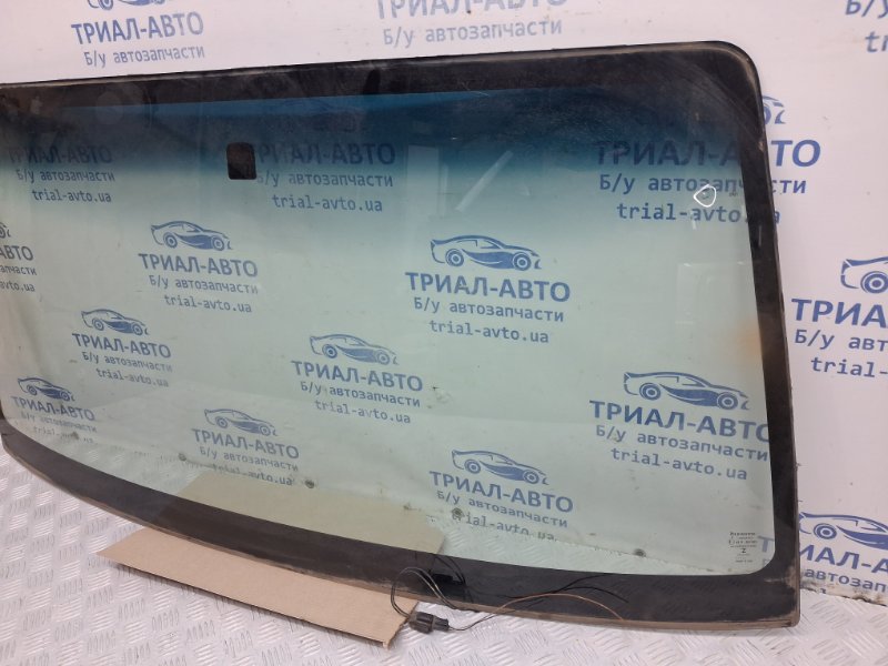 Стекло лобовое Pajero Wagon 1999-2006 3 3.2 Дизель 4M41