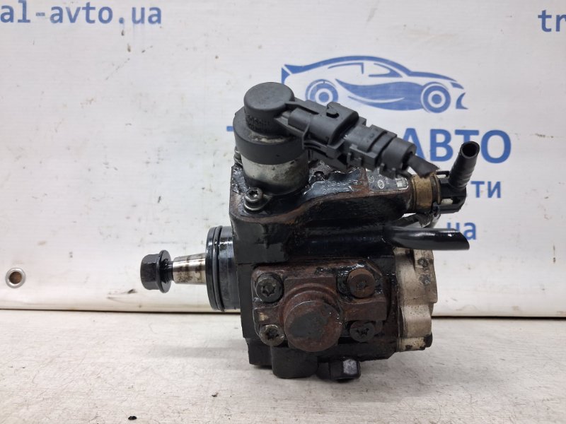 ТНВД Hyundai I30 2007-2012 FD 1.6 diesel D4FB 331002A410 Б/У