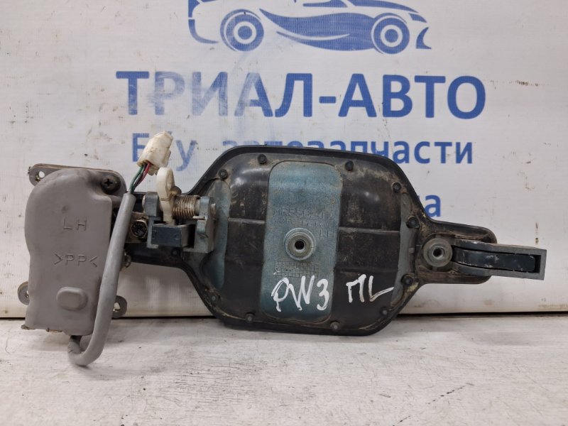Ручка двери внешняя передняя левая Mitsubishi Pajero Wagon 3 3.2 Дизель 4M41