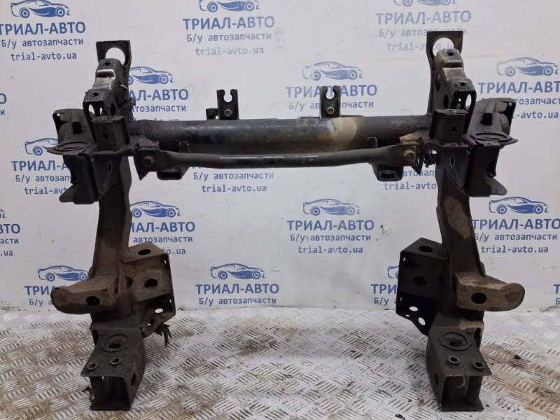 Балка передней подвески Pajero Wagon 1999-2006 3 3.2 Дизель 4M41