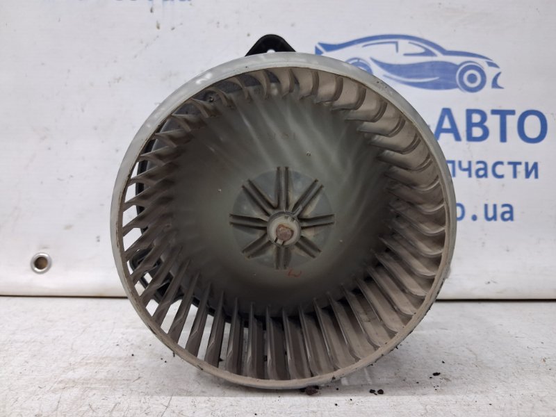 Моторчик печки Avensis 2002-2010 T25 1.8 бензин 1ZZFE