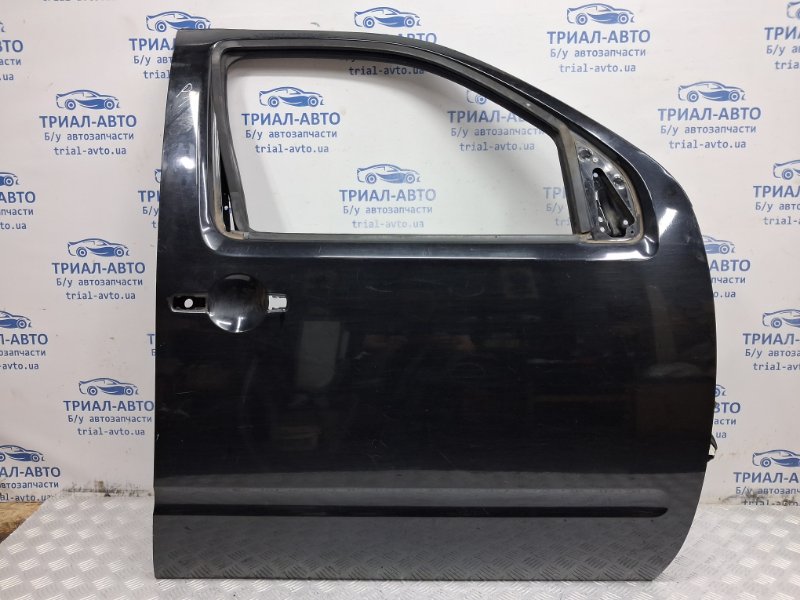 Дверь передняя правая Nissan Navara 2004-2015 D40 2.5 Diesel YD25DDTI 80100EB330 Б/У