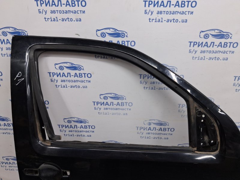 Дверь передняя правая Navara 2004-2015 D40 2.5 Diesel YD25DDTI