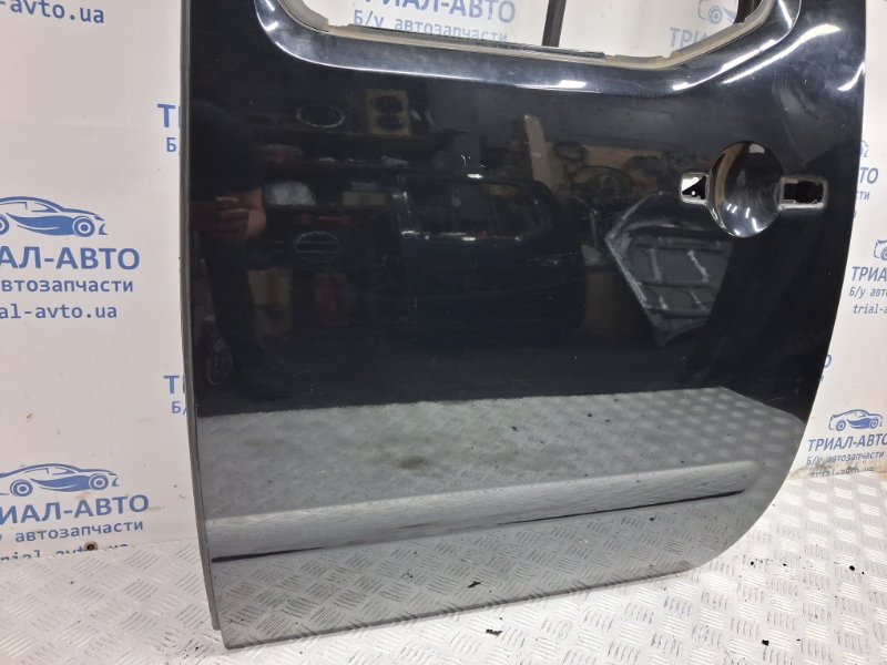 Дверь задняя левая Nissan Navara D40 2.5 Diesel YD25DDTI