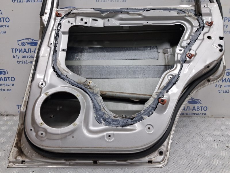 Дверь задняя правая Tucson 2004-2009 JM 2.0 diesel D4EA