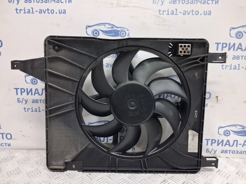 Диффузор с вентилятором радиатора Nissan Qashqai 2006-2013 J10 2.0 Бензин MR20DE 21481JD200 Б/У