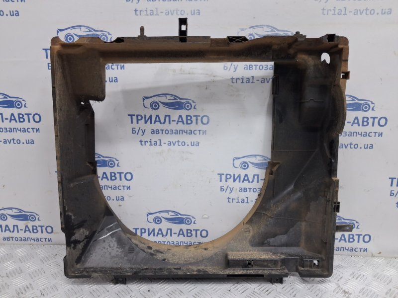 Диффузор Nissan Navara 2004-2015 D40 2.5 Diesel YD25DDTI 21476EB300 Б/У