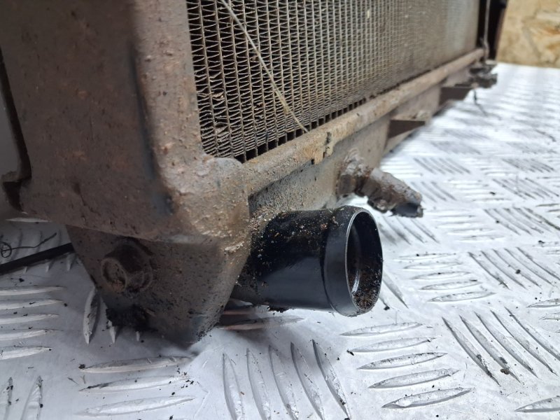 Радиатор основной Navara 2004-2015 D40 2.5 Diesel YD25DDTI