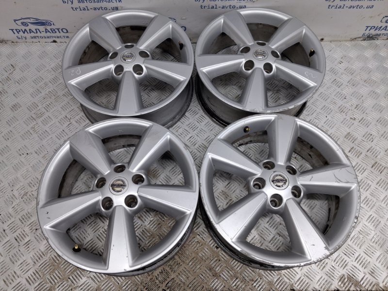 Диски титан комплект R17 Nissan Qashqai 2006-2013 J10 2.0 Бензин MR20DE D0300JD110 Б/У