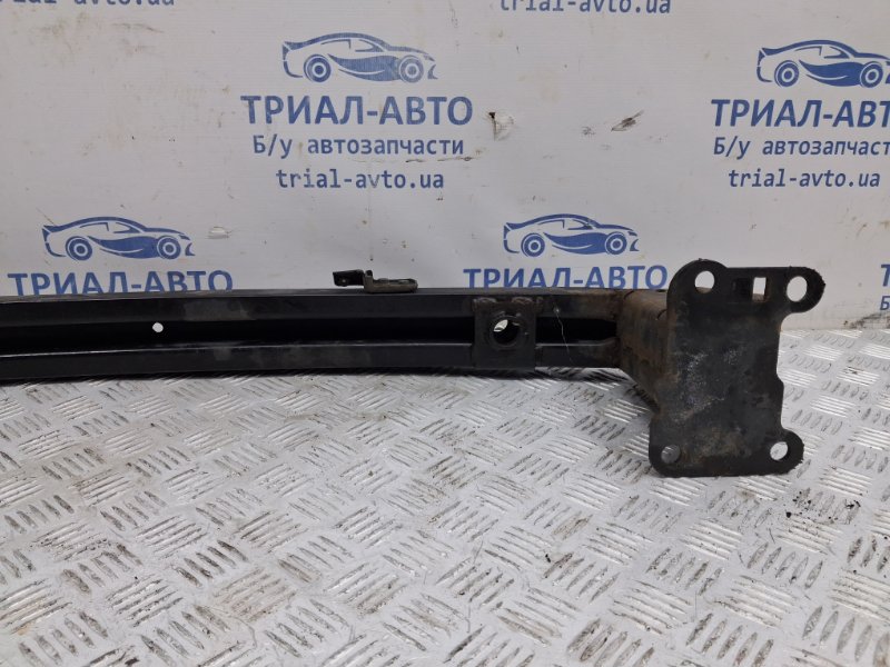 Усилитель бампера передний Qashqai 2006-2013 J10 2.0 Бензин MR20DE