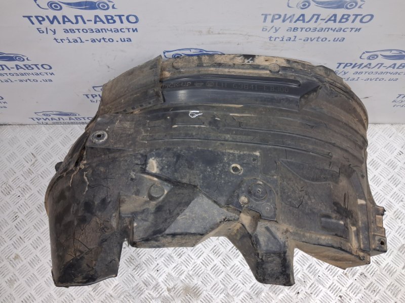 Подкрылок передний левый Nissan Navara D40 2.5 Diesel YD25DDTI