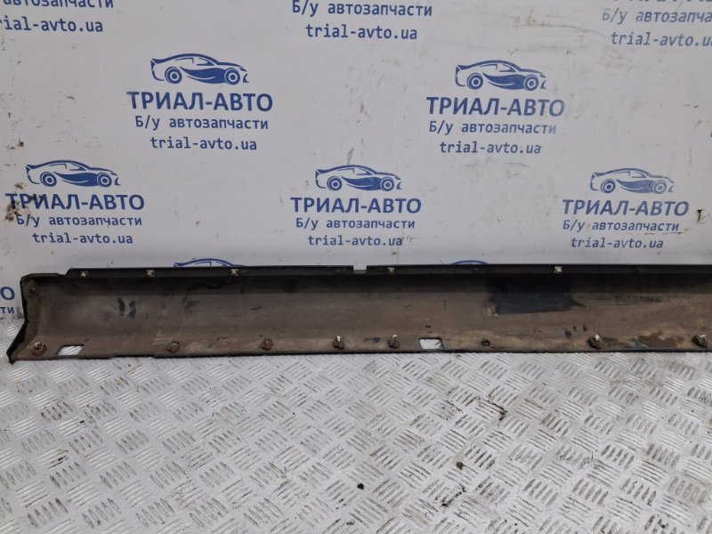 Накладка порога внешняя левая Sorento 2002-2011 BL 2.5 diesel D4CB