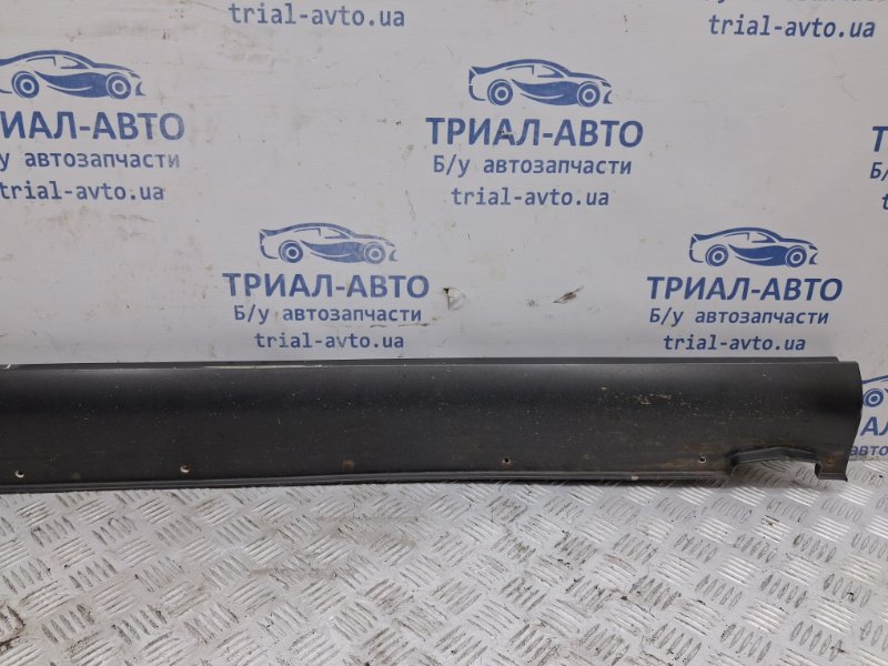 Накладка порога внешняя правая Hyundai Tucson JM 2.0 diesel D4EA
