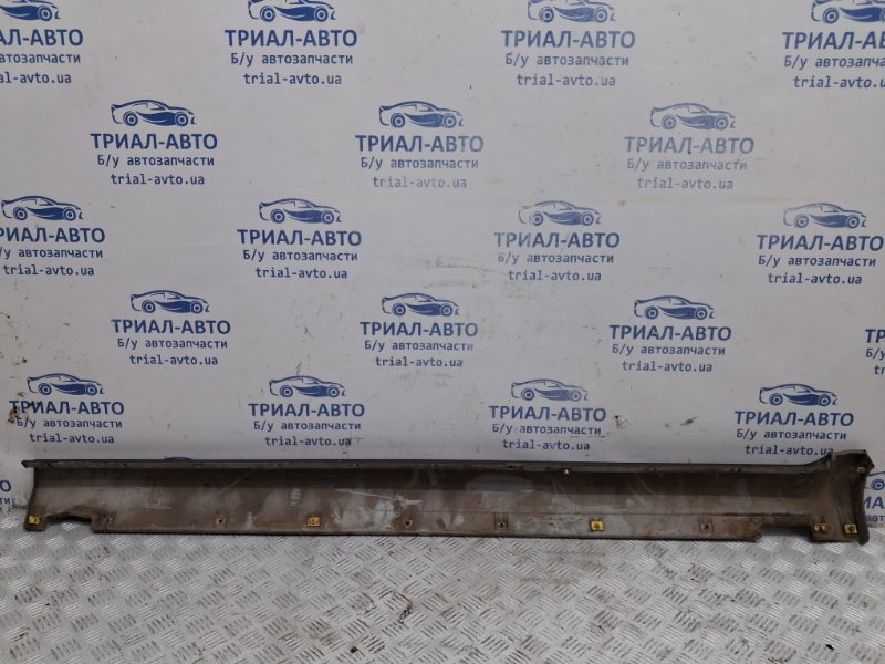 Накладка порога внешняя правая Tucson 2004-2009 JM 2.0 diesel D4EA