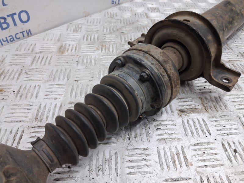 Вал карданный Tucson 2004-2009 JM 2.0 diesel D4EA