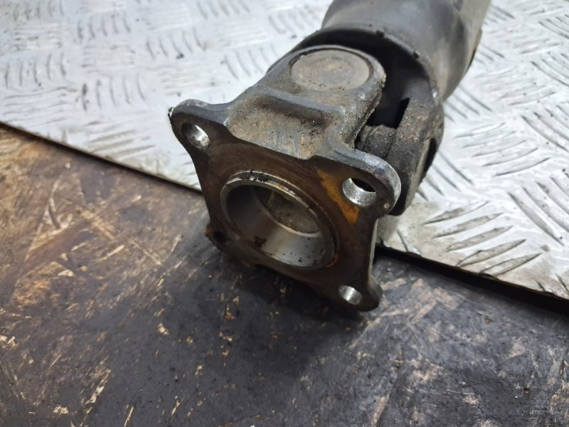 Вал карданный Tucson 2004-2009 JM 2.0 diesel D4EA