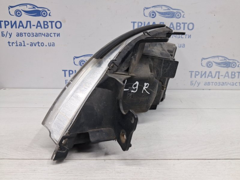 Фара правая галоген Lancer 2003-2009 9 1.6 бензин 4G18