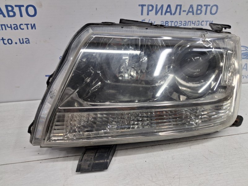 Фара левая галоген Suzuki Grand Vitara JT 2.0 Бензин J20A