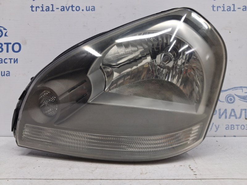 Фара левая галоген Hyundai Tucson 2004-2009 JM 2.0 diesel D4EA 921012E000 Б/У