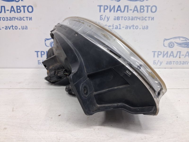 Фара левая галоген Tucson 2004-2009 JM 2.0 diesel D4EA