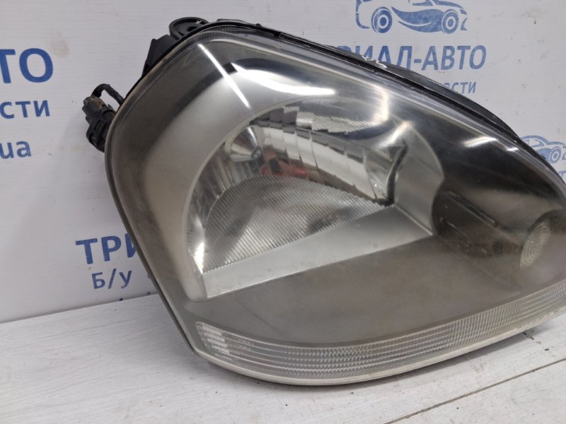 Фара правая галоген Tucson 2004-2009 JM 2.0 diesel D4EA