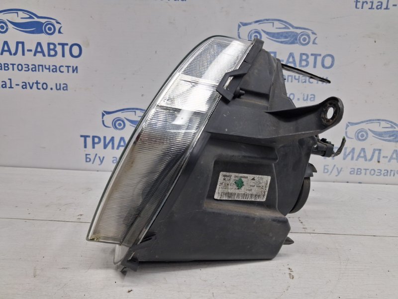 Фара правая галоген Duster 2010-2017 HS 1.5 Diesel K9K