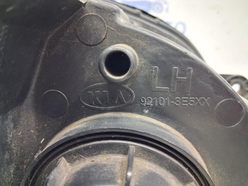 Фара левая галоген Sorento 2002-2011 BL 2.5 diesel D4CB
