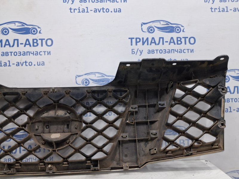 Решетка радиатора Navara 2004-2015 D40 2.5 Diesel YD25DDTI