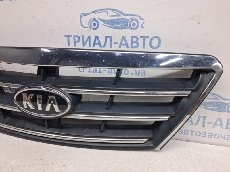 Решетка радиатора Kia Sorento BL 2.5 diesel D4CB