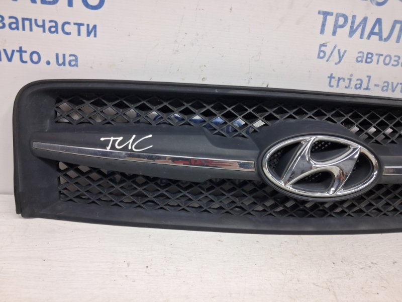 Решетка радиатора Tucson 2004-2009 JM 2.0 diesel D4EA