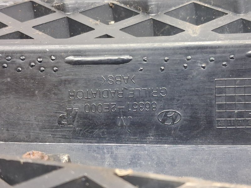 Решетка радиатора Tucson 2004-2009 JM 2.0 diesel D4EA