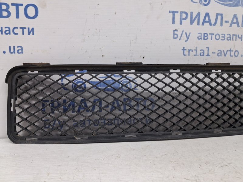 Решетка бампера центральная Tucson 2004-2009 JM 2.0 diesel D4EA