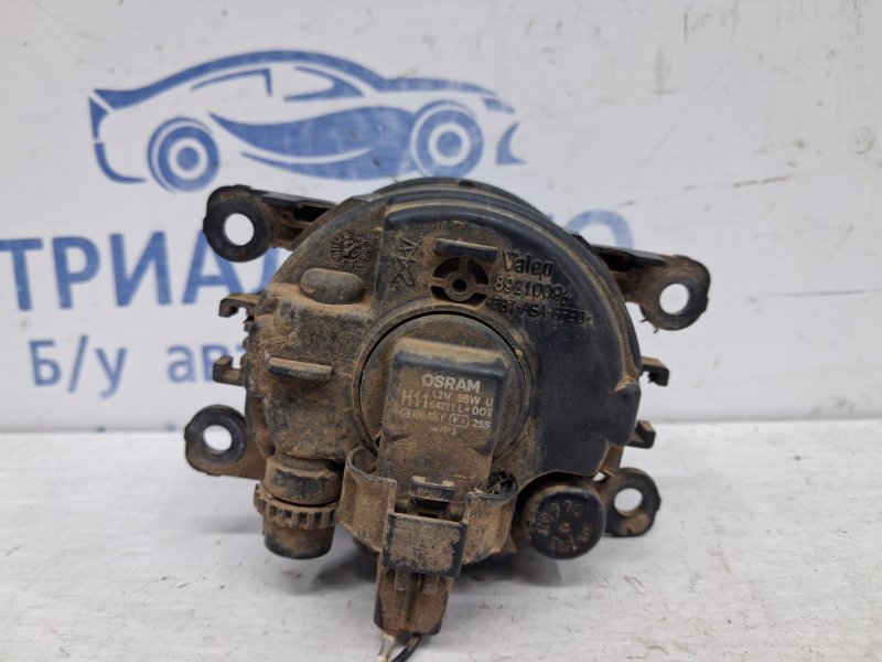 Фара противотуманная Navara 2004-2015 D40 2.5 Diesel YD25DDTI