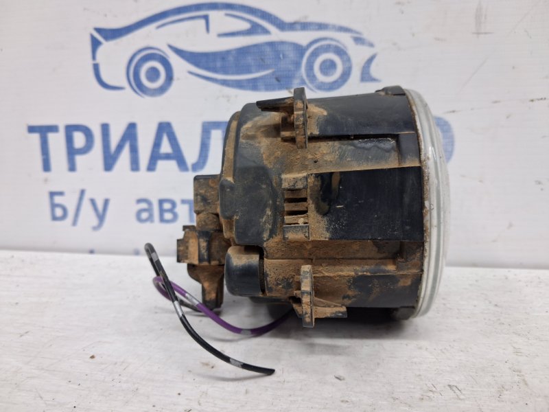 Фара противотуманная Nissan Navara D40 2.5 Diesel YD25DDTI