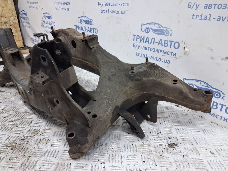 Балка задней подвески Nissan Qashqai J10 2.0 Бензин MR20DE
