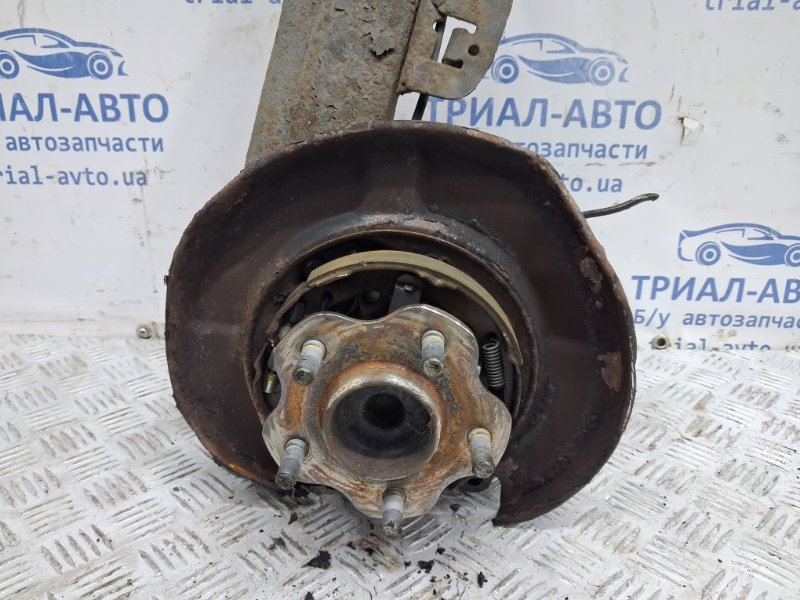 Рычаг задней подвески продольный левый Qashqai 2006-2013 J10 2.0 Бензин MR20DE