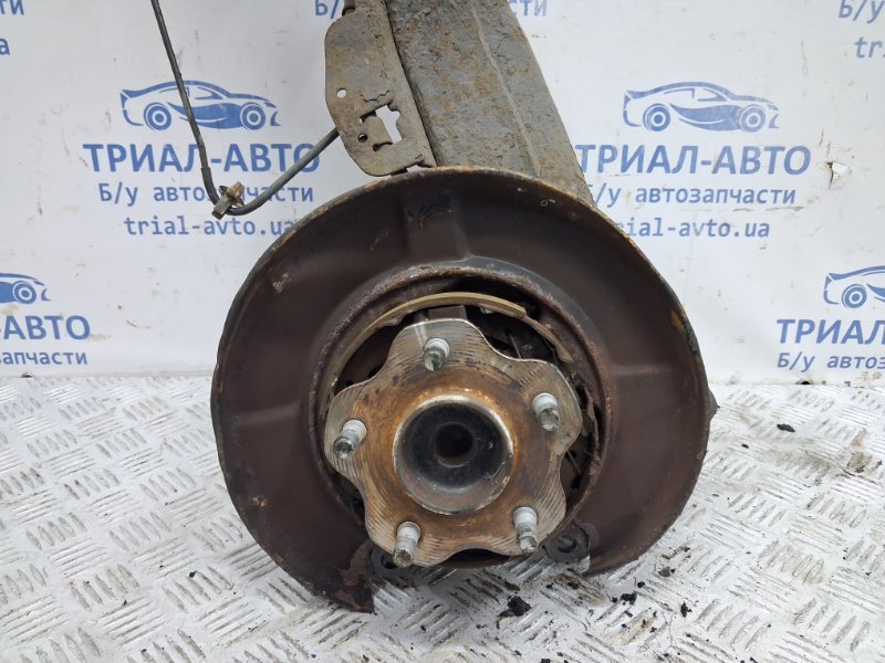 Рычаг задней подвески продольный правый Qashqai 2006-2013 J10 2.0 Бензин MR20DE